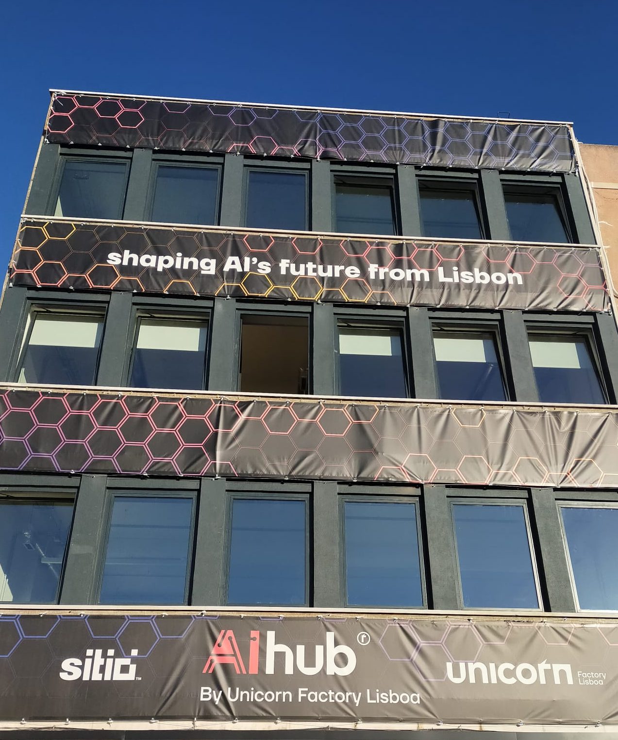 AIhub