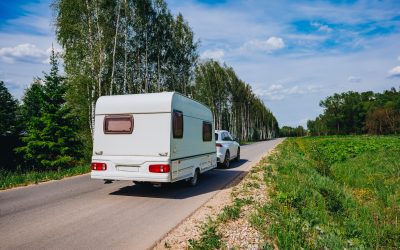 What three things should RV travelers check to avoid problems?